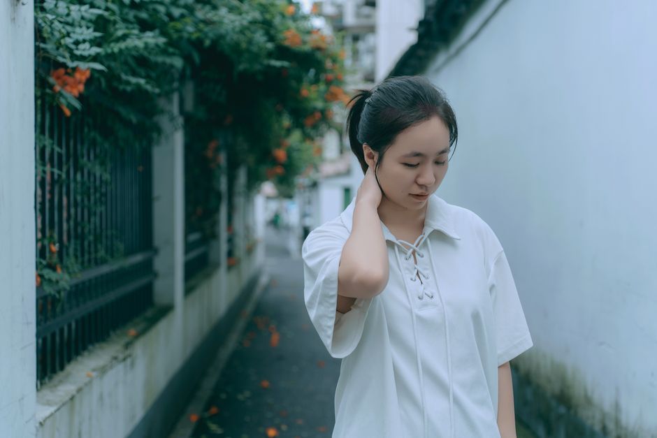 看到讯飞翻译耳机,我试了下WorkBuddy处理客户邮件,差距有点大