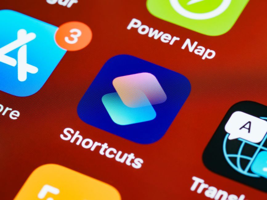 WorkBuddy 不是我的主力修图工具,但它把我从 200 个文件的文件夹里捞了出来