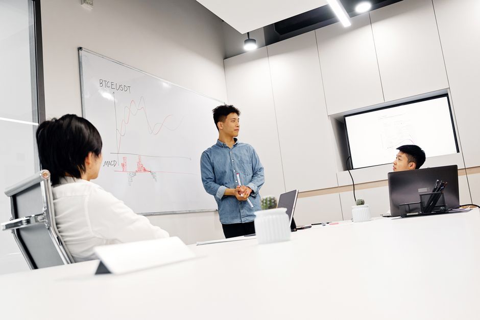 WorkBuddy 定时汇总训练周报老卡住,有人遇到过吗