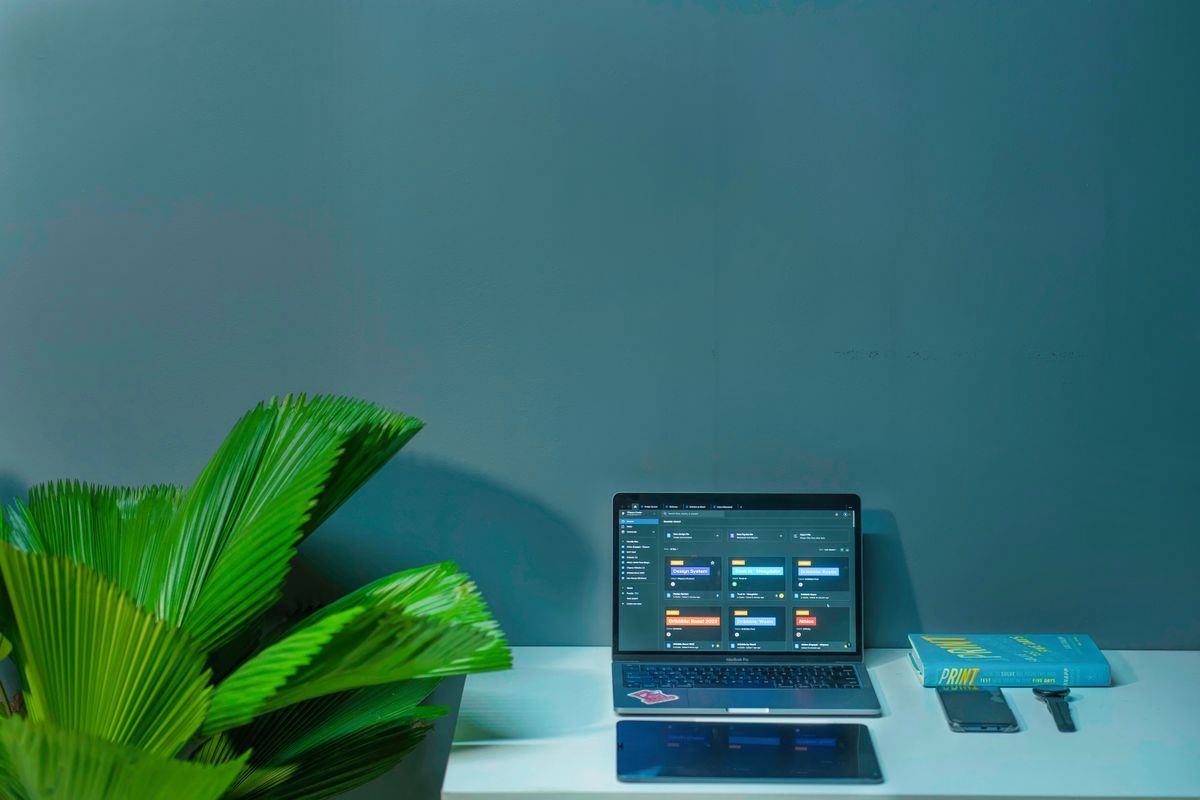 WorkBuddy 是站在 CodeBuddy 肩膀上长出来的,这事我用了两个月才想明白